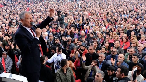 Adana'da Dolmuşçulardan Zeydan Karalar Kararı: Mitinge Gidenlerden Ücret Alınmayacak