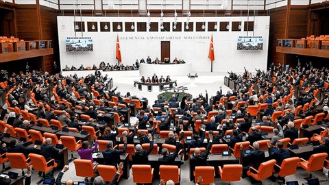Terör Örgütü PKK Silah Bıraktı, Gözler Meclis'te Kurulması Beklenen Komisyon'da! Tarih Verildi