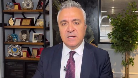 Özgür Erdursun: Tarihi Kaçıran Yandı! Bu Kişilerin Maaşı Kesilecek