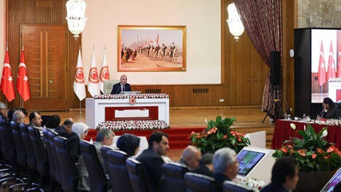 Meclis'te Sıcak Anlar: DEM Parti 11. Kez Toplanan Komisyonu Terk Etti