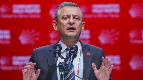 Özgür Özel'den 'Yoksulluk' Mesajı: 'Son Vereceğiz'