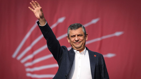 CHP lideri Özgür Özel'den 'Başlıyoruz' Mesajı: 'Bizim İçin Muhalefet Dönemi Ruhen de Fikren de Kapandı'