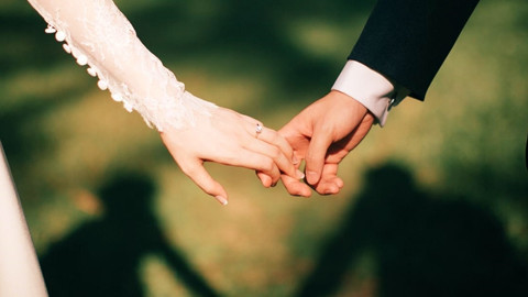 Yargıtay ' Tam Kusur' Dedi: Hasta Eşe İlgisizlik Boşanma Sebebi, Mirastan da Çıkarılır mı?