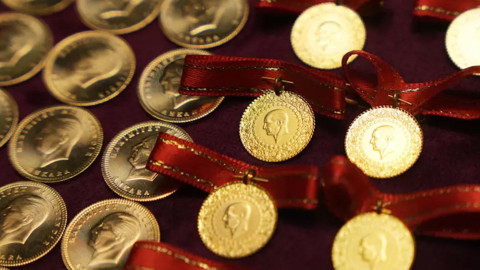 Altın Fırtınası Dinmiyor: Tarih Verildi! Büyük Bankalar Zirve Beklentisini Açıkladı