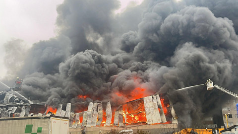 İstanbul Ataşehir'de Büyük Yangın
