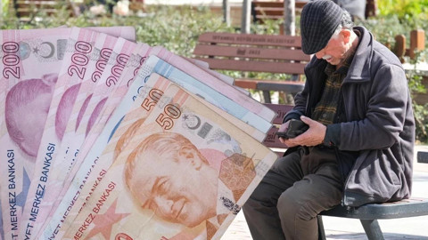 Emekli Maaşında 5 Aşamalı Formül! SGK Uzmanı İsa Karakaş Açıkladı: 'Sıfır Zam' İhtimali Masada