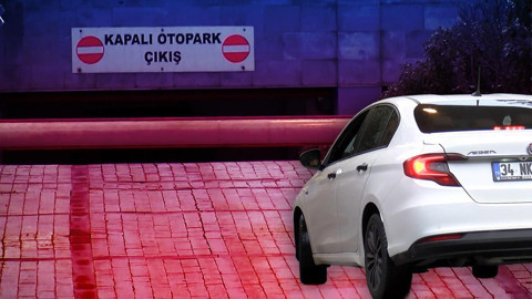 Bakırköy'de Sitenin Otoparkında 30 Milyon Dolarlık Soygun İddiası: Çuvallarla Para Çalan 4 Kişi Her Yerde Aranıyor