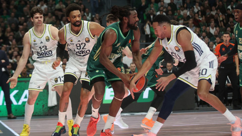 Fenerbahçe, Panathinaikos'u Son Saniyede Yıktı