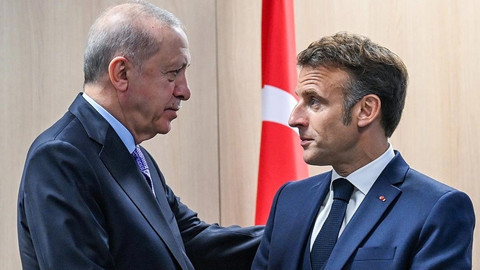 Cumhurbaşkanı Erdoğan, Macron'la İran'ı Görüştü