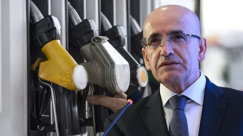 ABD-İsrail-İran Savaşı Piyasaları Etkiledi: Bakan Mehmet Şimşek’ten Petrol Açıklaması