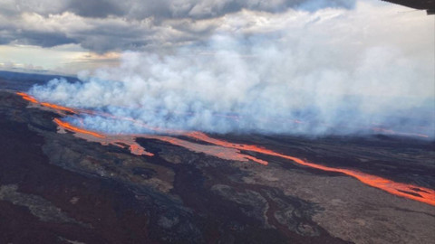 Hawaii'deki Kilauea Yanardağı Yeniden Lav Püskürttü