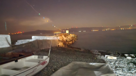 Tekne Battı, Baba ve Oğlu Kendi İmkanlarıyla Kurtuldu