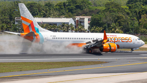 Tayland’da Yolcu Uçağının İniş Takımları Koptu