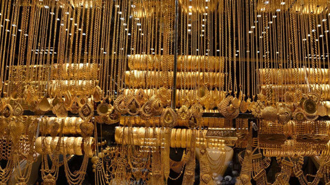 Altında Düşüş Devam mı Edecek? Orta Doğu'daki Savaş Piyasaları Doğrudan Etkiliyor: İşte 17 Mart 2026 Güncel Altın Fiyatları