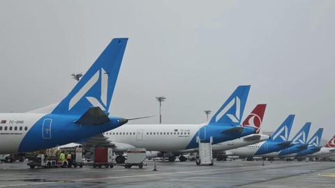 İstanbul'da Uçuş Trafiğine Hava Engeli: Sabiha Gökçen Havalimanı'nda Çok Sayıda Uçuş İptal Edildi