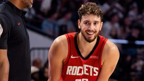Alperen Şengün Aynı Maçta Hem Houston Rockets Hem NBA Tarihine Geçti