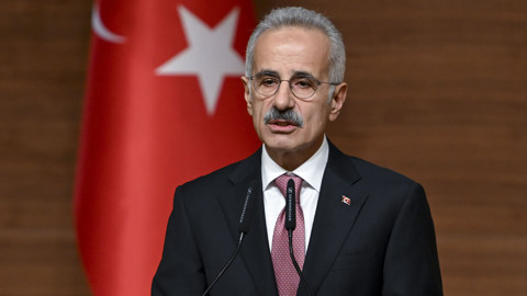 Hürmüz Boğazı'ndaki Türk Sahipli Gemilerde Son Durum Ne?