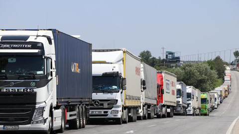 10 Yıllık Düğüm Çözüldü: Türk Tır Şoförlerine Transit Vize Müjdesi