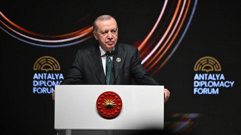 Cumhurbaşkanı Erdoğan'dan Antalya Diplomasi Forumu'nda Önemli Açıklamalar: 'Türkiye Barışın Anahtarı'