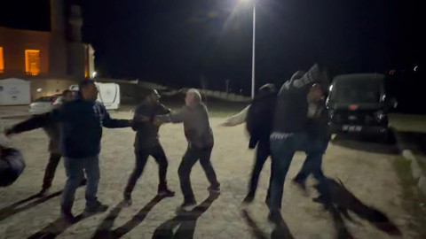 Gülistan Doku'nun Ailesine Tunceli Adliyesi Önünde Saldırı Girişimi