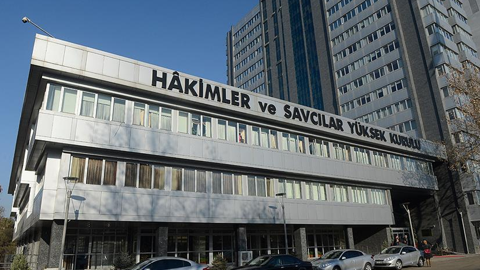 HSK, 14 Hakim ve Savcının Görev Yerini Değiştirdi