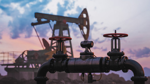 Petrol Piyasasında 'Hürmüz' Düğümü: 100 Dolar Sınırını Yeniden Aştı