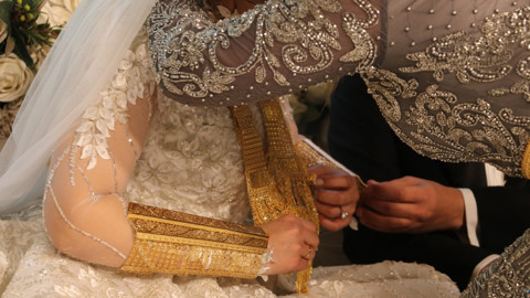 Goyan Yasaları Devrede: '70 Gram Altını Geçenin Düğününe Gitmeyin!'