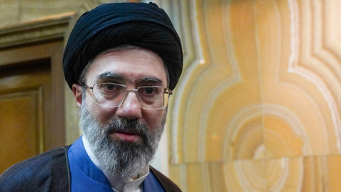 Hamaney'den 'Ekonomik Savaş' Çağrısı: 'Düşmanı Bu Alanda da Yeneceğiz'