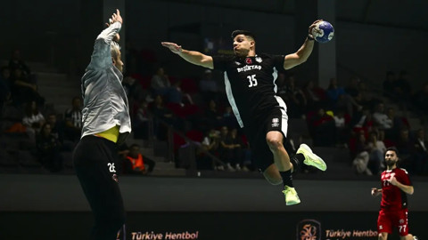 Hentbolda Parkenin Kralı Yine Beşiktaş: 19'uncu Şampiyonluk Geldi