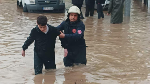 Gaziantep'te Eğitime 'Süper Hücre' Engeli: 39 Okulda Yarın Ders Zili Çalmayacak