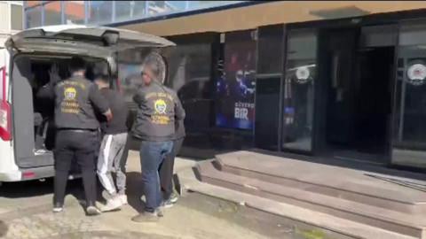 Kadıköy'de Durdurulan Aracın Tamponundan Uyuşturucu Çıktı