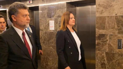Burcu Köksal AK Parti Genel Merkezi'nde