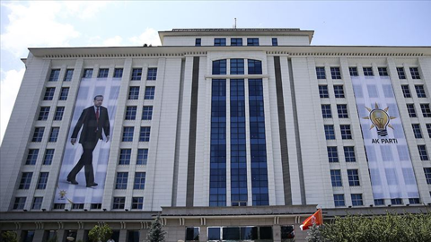 Siyasette 'Transfer' Yoğunluğu: AK Parti’den 5 Belediye Başkanına Ret