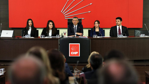 Özgür Özel Başkanlığı'ndaki CHP MYK Toplantısı Sona Erdi