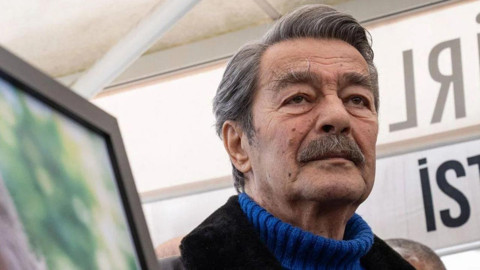 Entübe Edilen Kadir İnanır'dan Üzen Haber: Yeterince Oksijen Alamıyor