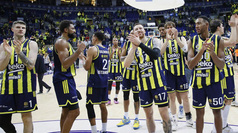 Fenerbahçe 3. Şampiyonluk İçin Sahaya Çıkıyor