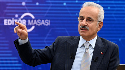 Bakan Uraloğlu Açıkladı | Hürmüz’ü Devre Dışı Bırakacak Çılgın Proje: Efsane Hicaz Demir Yolu Okyanusa İniyor