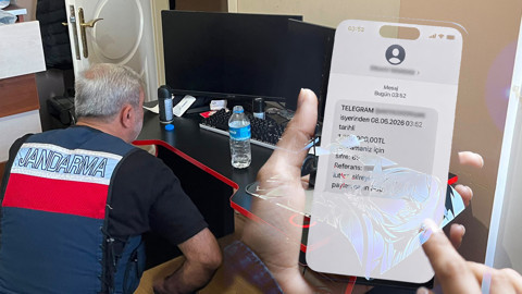 Gece Yarısı Gelen SMS'ler Çeteyi Ele Verdi: Kredi Kartlarını Otomatik Yazılımla Patlatacaklardı