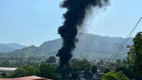 Pakistan'da Askeri Eğitim Uçağı Düştü: 2 Ölü