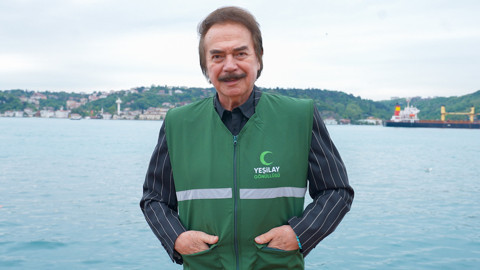 Orhan Gencebay'dan Gençlere Yeşilay'la Çağrı: '44 Yıl Önce Bıraktım'