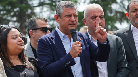 Özgür Özel Burdur'da Konuştu: 'CHP'yi Elimizden Almak İstiyorlar'