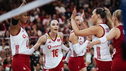 2-0'dan Döndüler: Filenin Sultanları'ndan Büyük Zafer