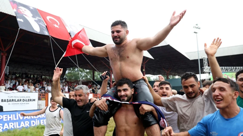 Altın Kemer El Değiştirdi: Kırkpınar'da Başpehlivan Erkan Taş Oldu