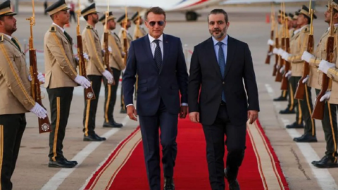 17 Yıl Sonra İlk... Macron'dan Şam Çıkarması: 'Yeni Bir Sayfa Açıyoruz'