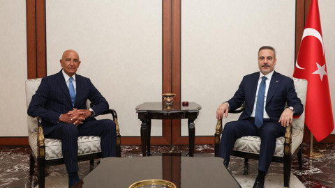 NATO Zirvesi Öncesi Ankara'da Kritik Buluşma: Hakan Fidan Tom Barrack'la Görüştü