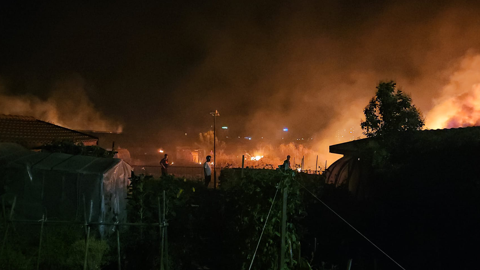 Çanakkale'de Çıkan Yangın Söndürüldü