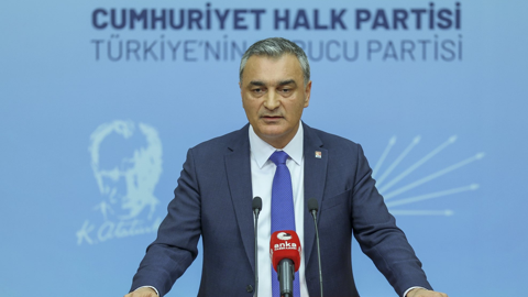 CHP'de MYK Sonrası Önemli Mesajlar: 4 İl Örgütü Feshedildi, Özel Cephesine 'Koltukçu' Çıkışı
