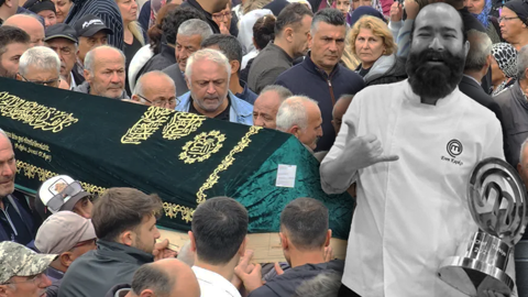 'Lezzet Baba'ya Son Veda: Eren Kaşıkçı Gözyaşlarıyla Defnedildi
