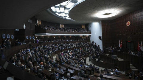 AK Parti’de Kritik Zirve Sona Erdi: Tarihi 'Çerçeve Yasa' Teklifi Bugün Meclis’e Sunuluyor
