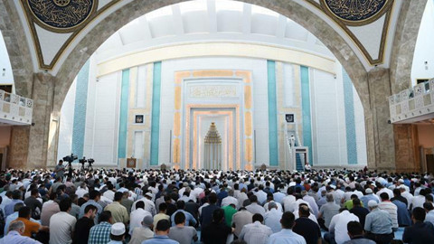 Çerçeve Yasa Sonrası Diyanet'ten Kardeşlik Çağrısı: 'İstikbalimiz Kardeşliğimize Bağlıdır'